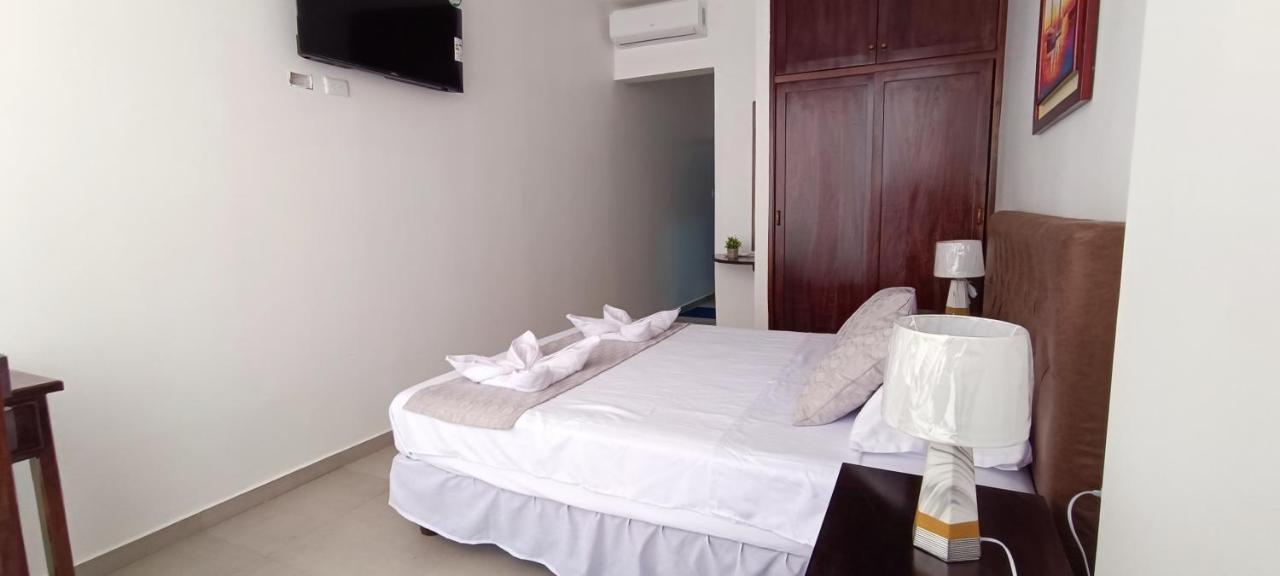 Mantarraya Bed & Breakfast Puerto Baquerizo Moreno Exterior foto