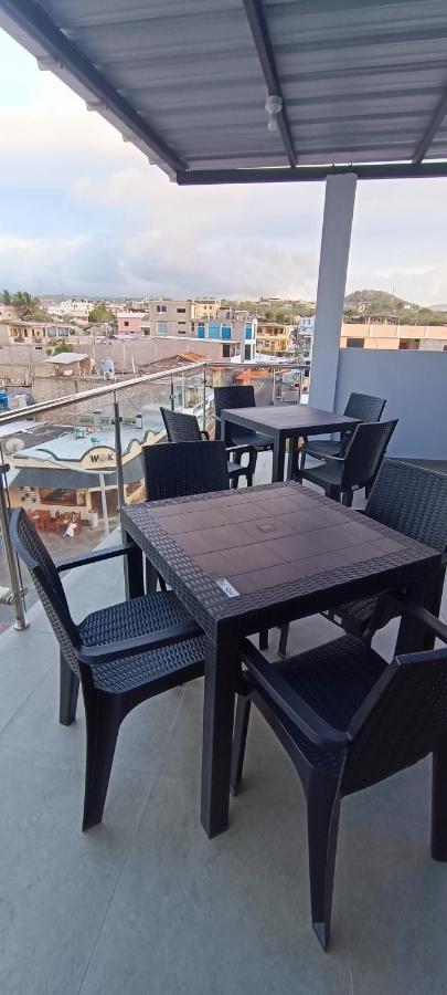 Mantarraya Bed & Breakfast Puerto Baquerizo Moreno Exterior foto